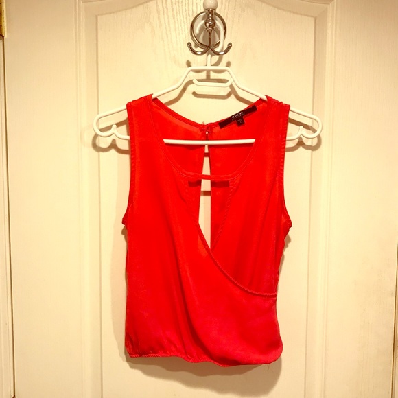 Guess blouse. Red. - Picture 1 of 1